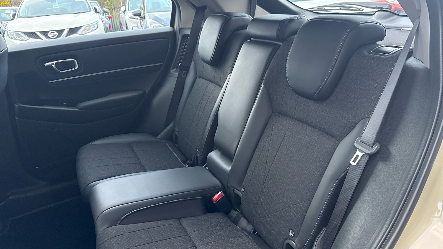 Used Honda HR-V 2023 for sale - 76979685: Photo 8