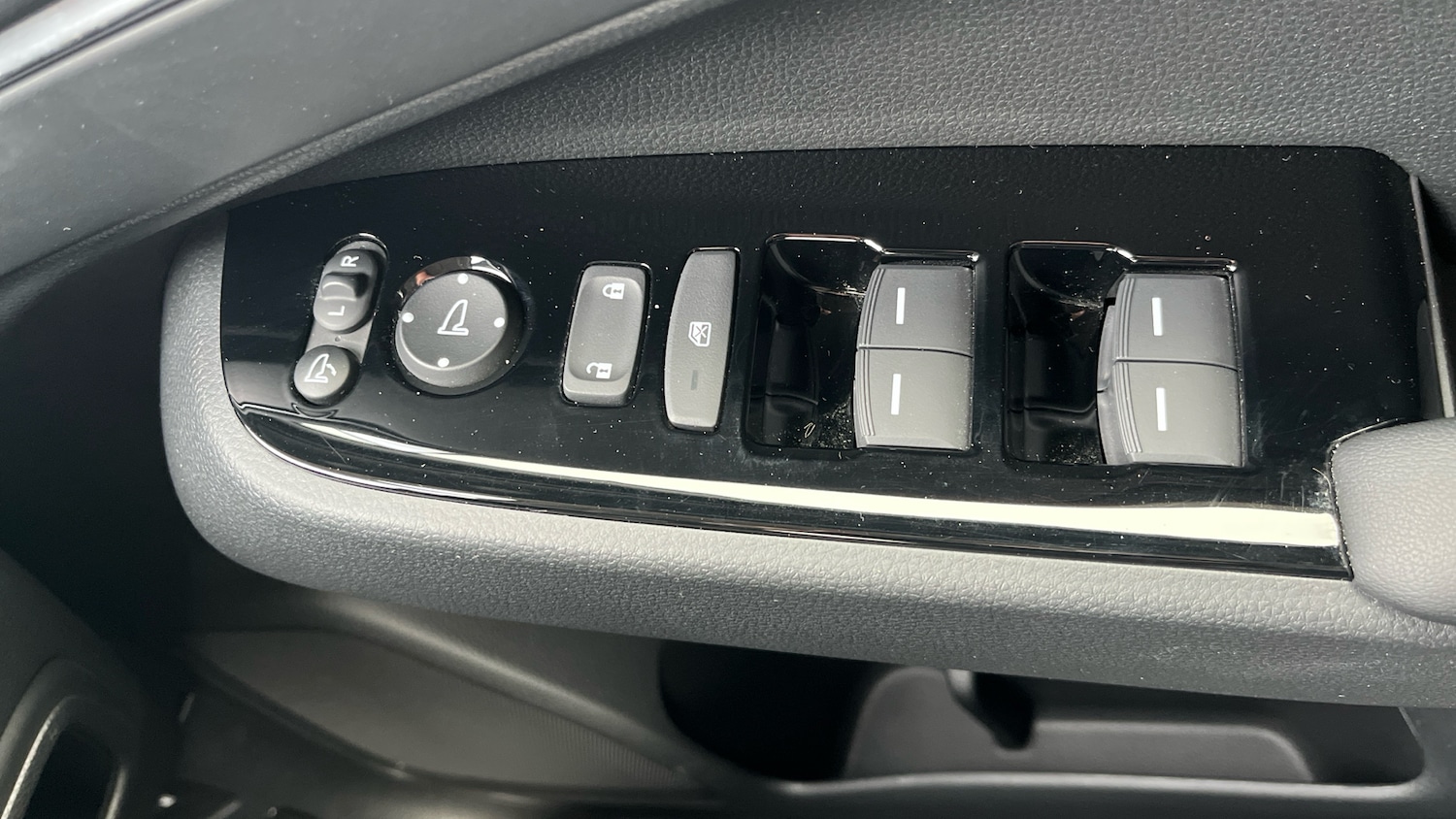 Used Honda HR-V 2023 for sale - 76144512: Photo 30