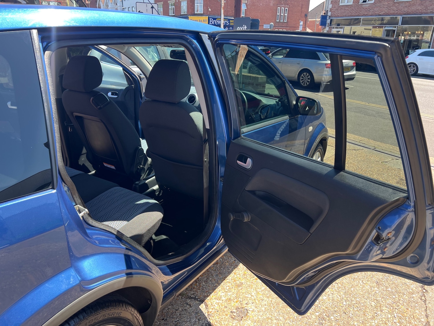 Vehicle 27