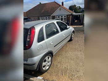 Used Vauxhall Corsa 2004 for sale - 76394940: Photo