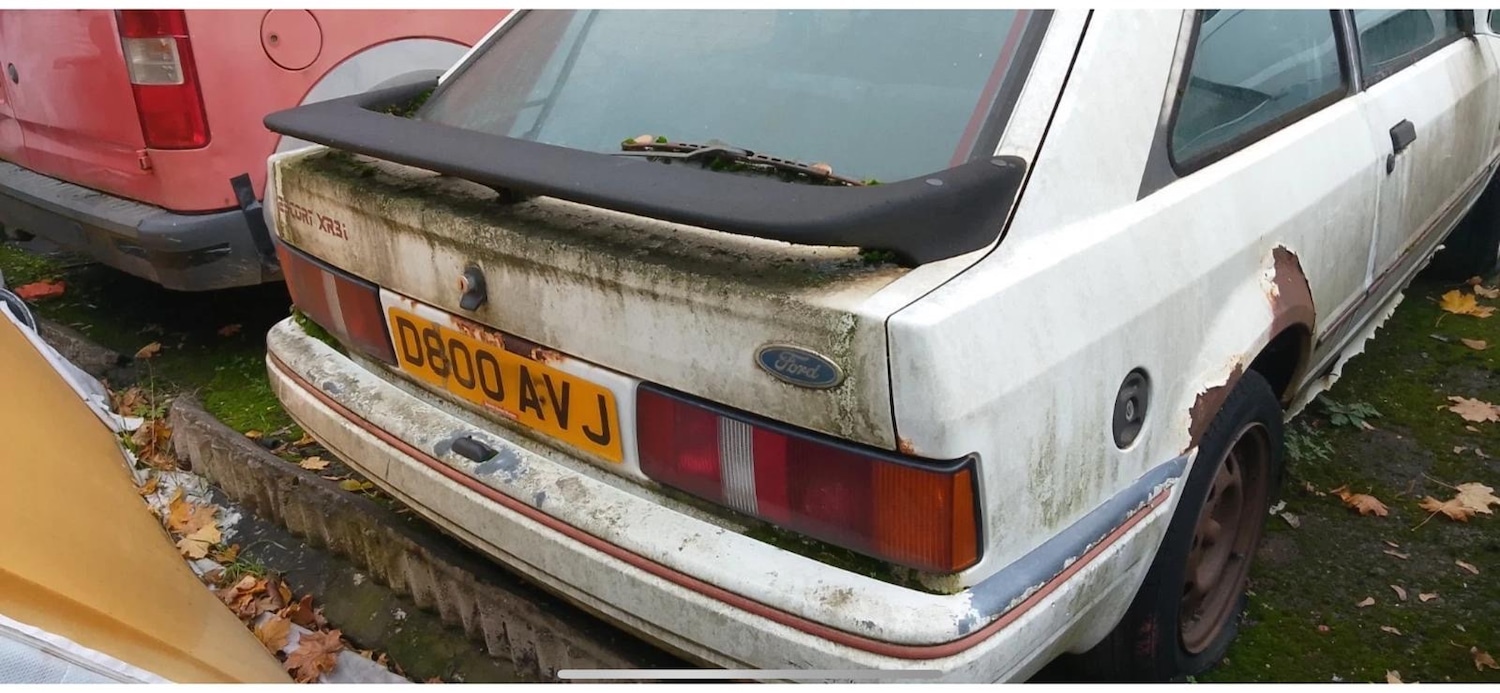 Used Ford Escort 1987 for sale - 77379295: Photo 2