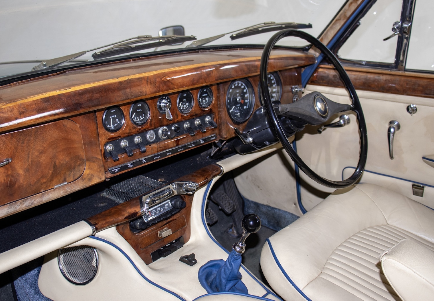 Used Jaguar S-Type 1967 for sale - 76395278: Photo 3