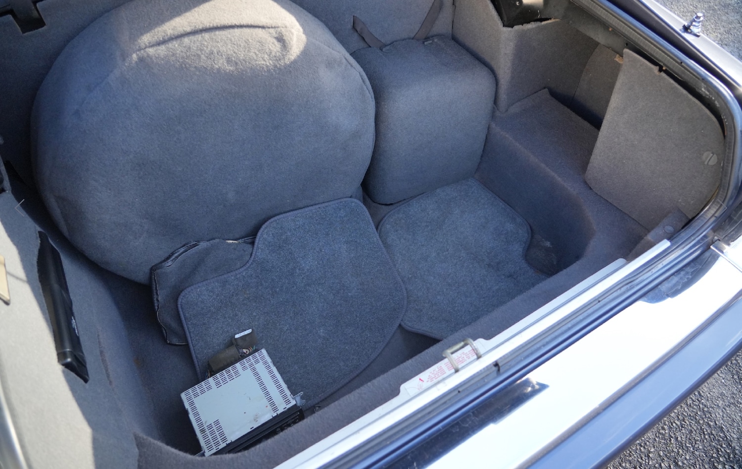 Used Jaguar XJS 1995 for sale - 77749430: Photo 9