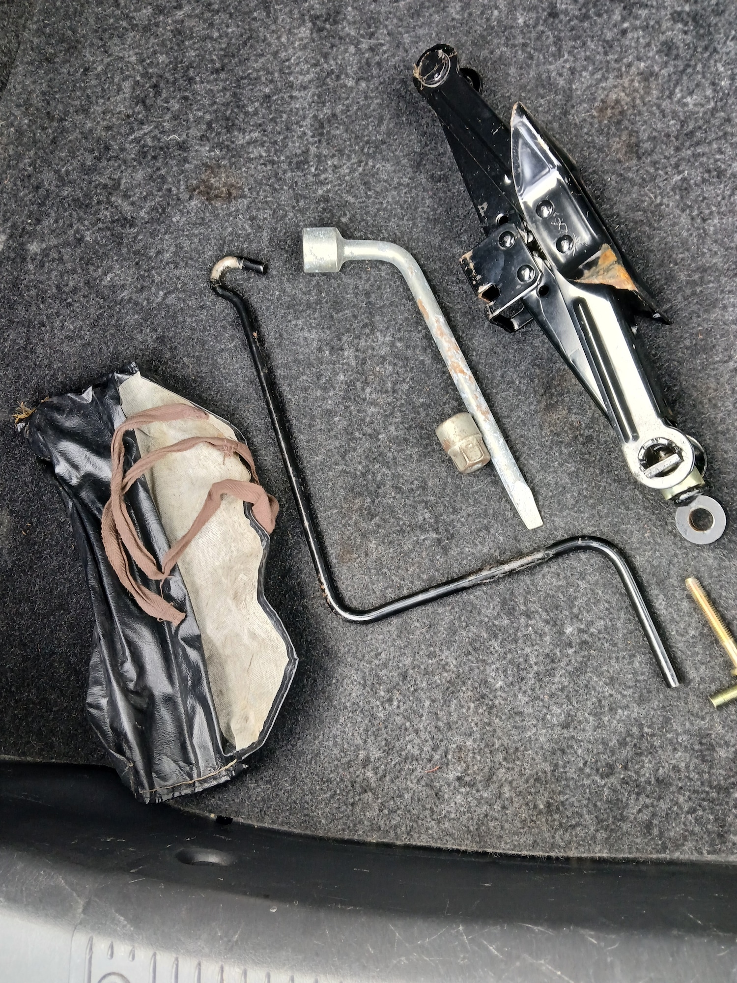 Used Mazda 626 1999 for sale - 78014363: Photo 16