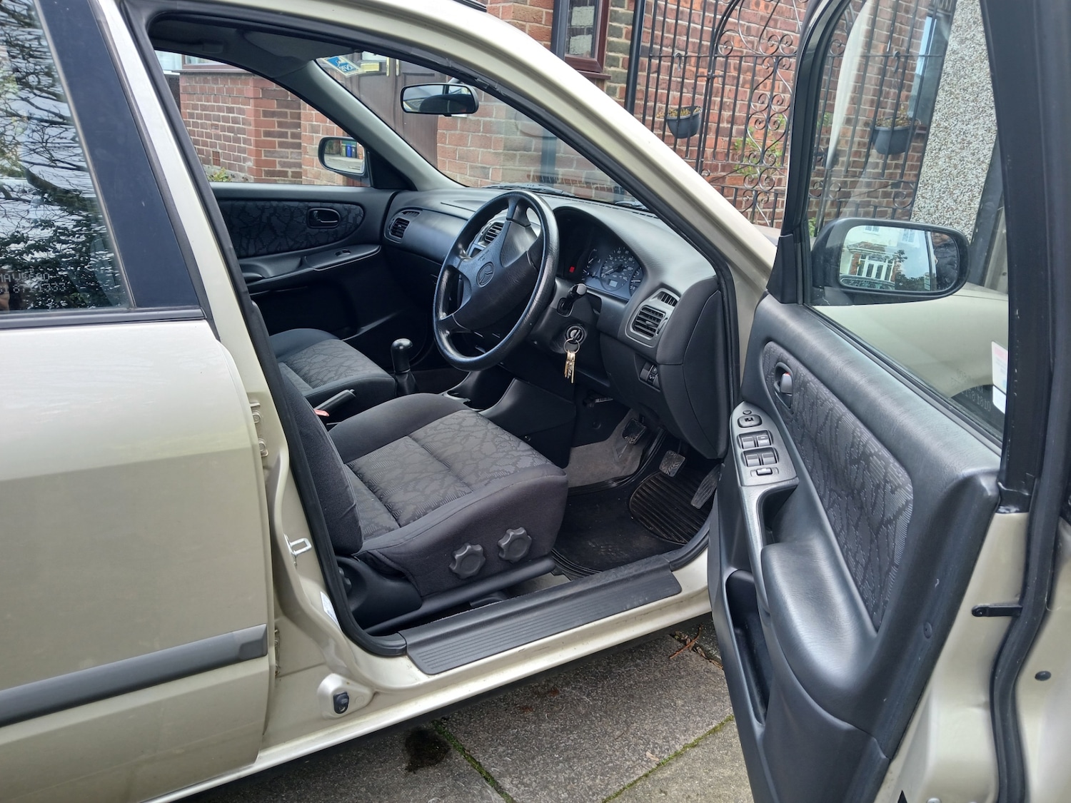 Used Mazda 626 1999 for sale - 78014363: Photo 4