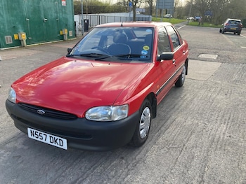 Used Ford Escort 1996 for sale - 78197443: Photo
