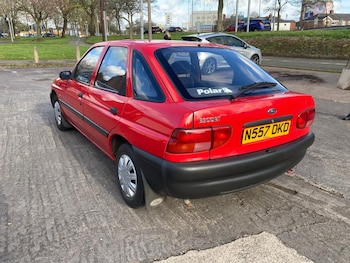 Used Ford Escort 1996 for sale - 78197443: Photo