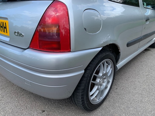Used Renault Clio 2000 for sale - 76184570: Photo 15
