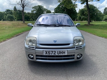 Used Renault Clio 2000 for sale - 76184570: Photo