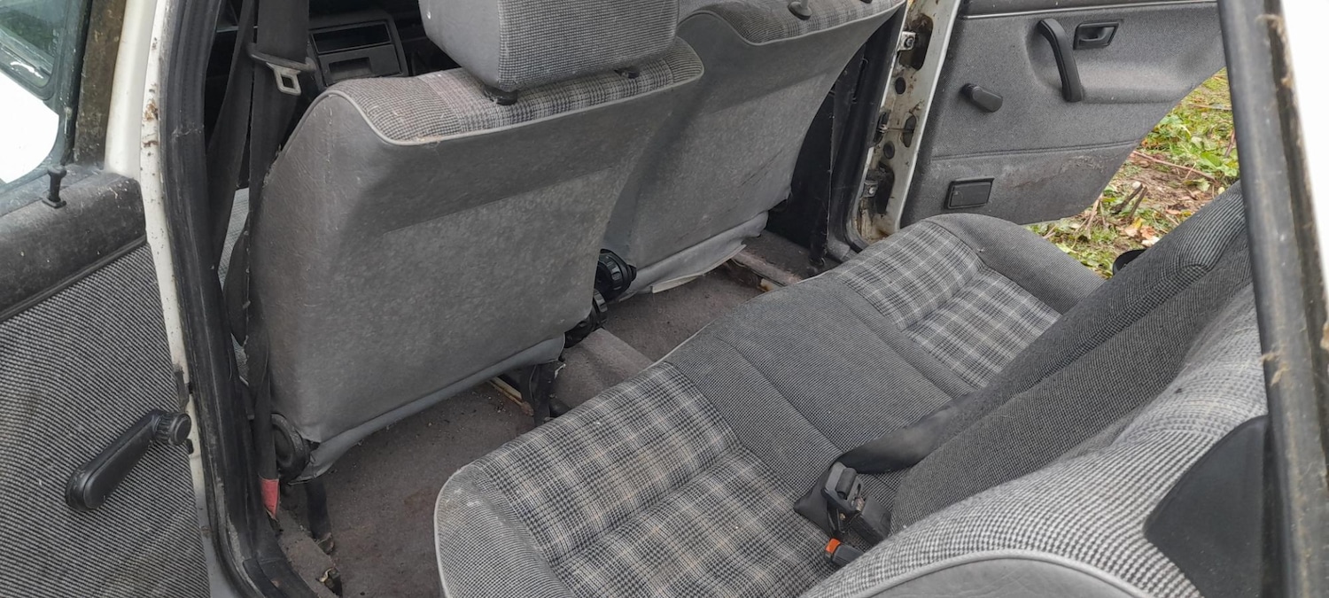 Used Volkswagen Jetta 1987 for sale - 76640760: Photo 4