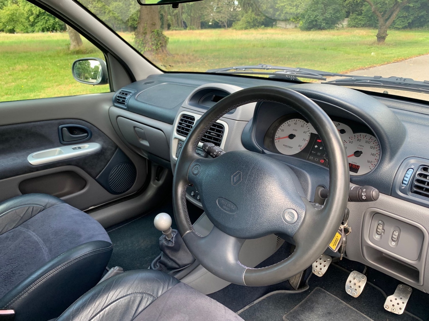 Used Renault Clio 2000 for sale - 78014615: Photo 33