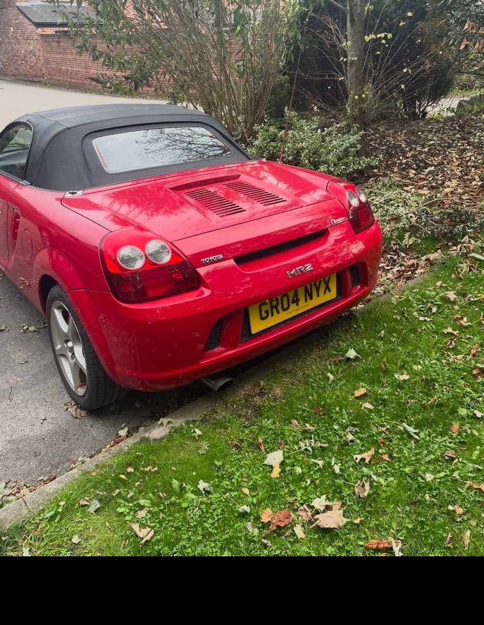 Used Toyota MR2 2004 for sale - 76394951: Photo 14