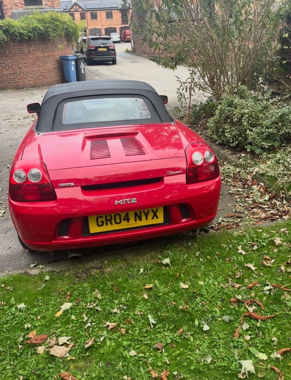 Used Toyota MR2 2004 for sale - 76394951: Photo 15