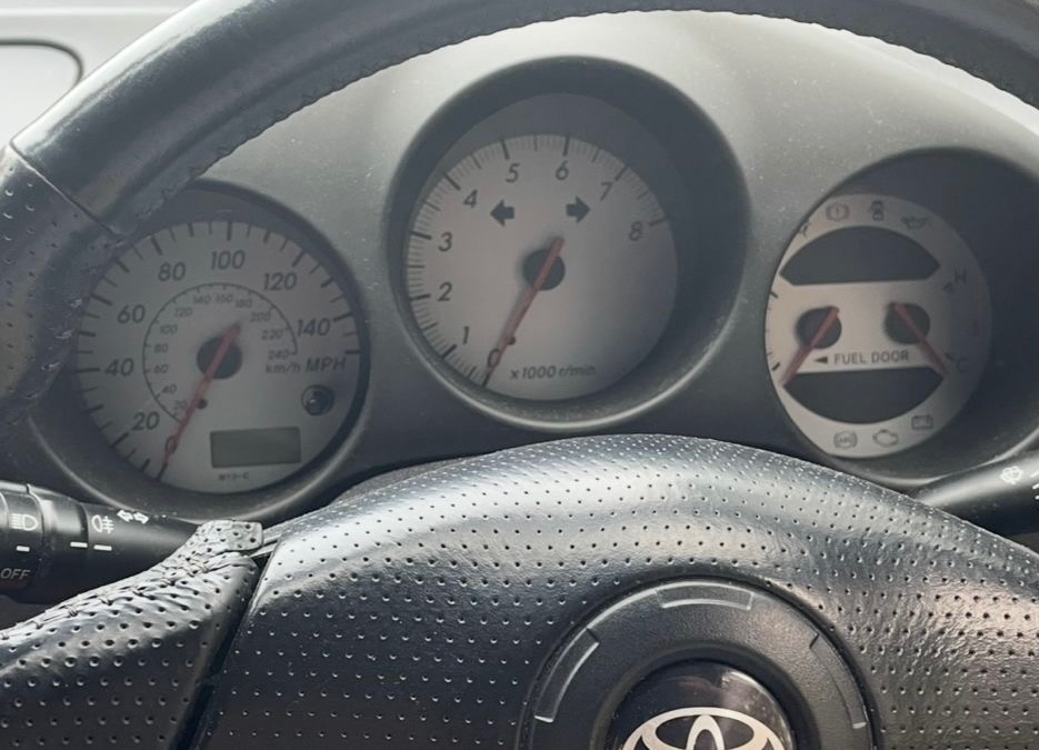 Used Toyota MR2 2004 for sale - 76394951: Photo 22