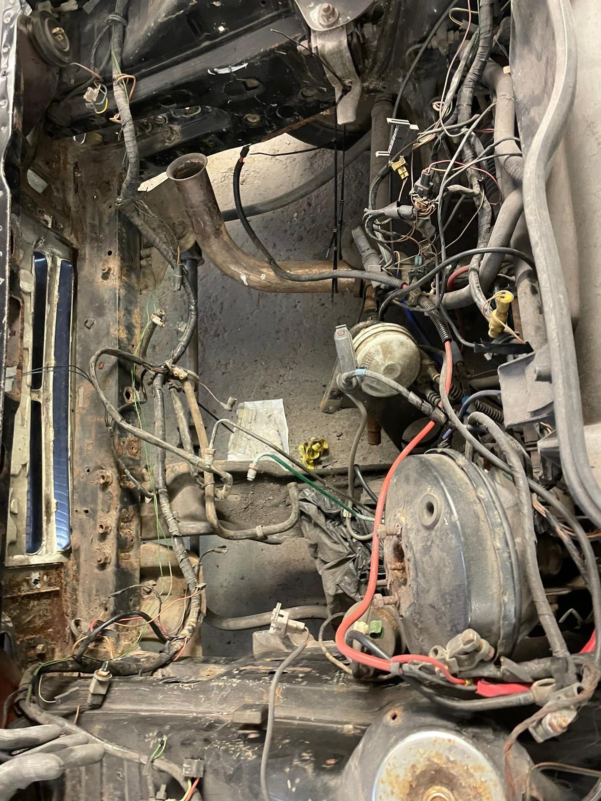 Used Ford Escort 1989 for sale - 78121643: Photo 16