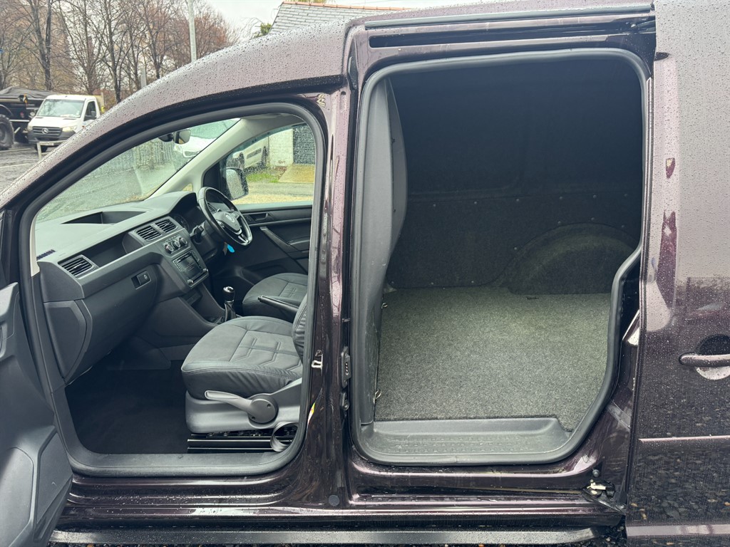 Used Volkswagen Caddy 2017 for sale - 76615882: Photo 35