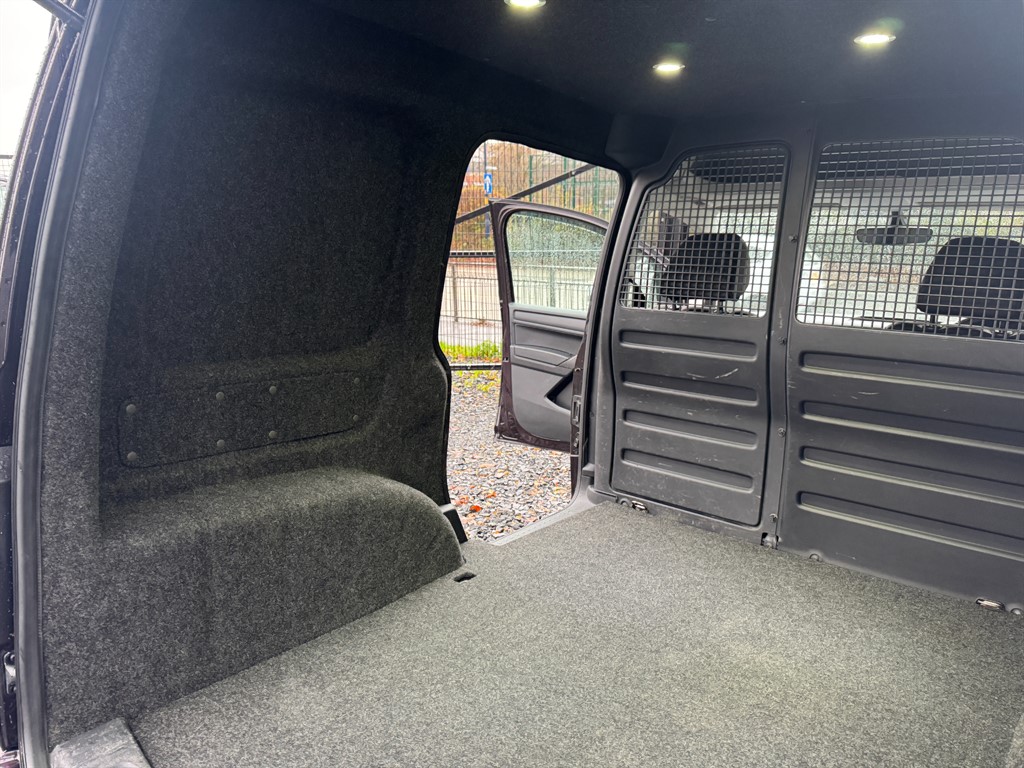 Used Volkswagen Caddy 2017 for sale - 76615882: Photo 36