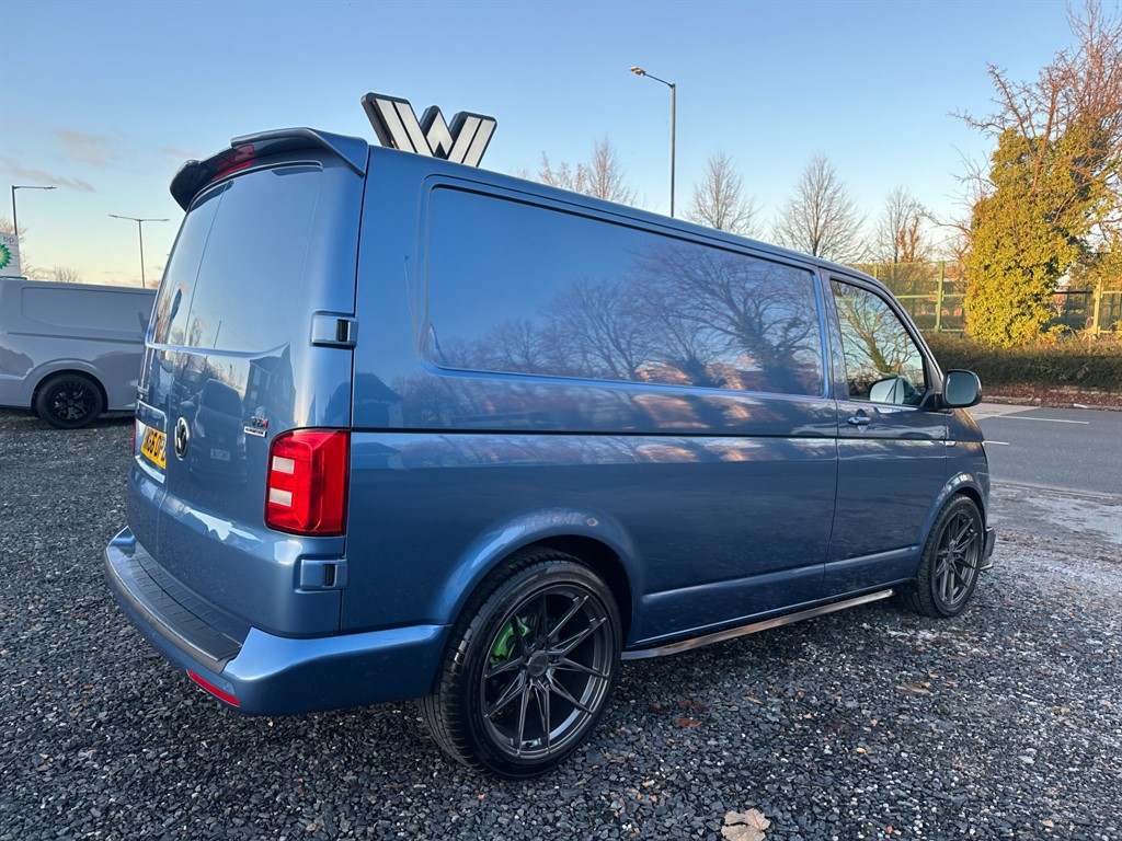 Used Volkswagen Transporter 2016 for sale - 76640624: Photo 14