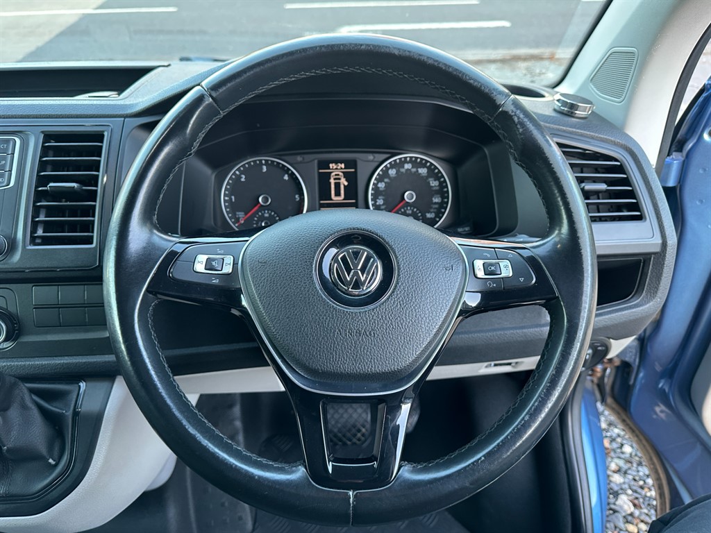 Used Volkswagen Transporter 2016 for sale - 76640624: Photo 17