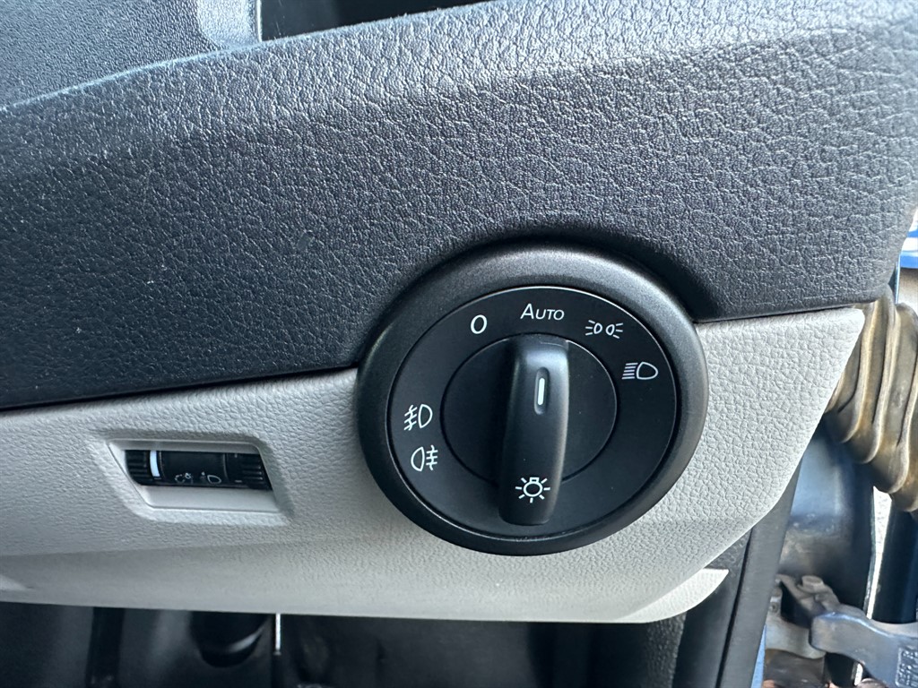 Used Volkswagen Transporter 2016 for sale - 76640624: Photo 20