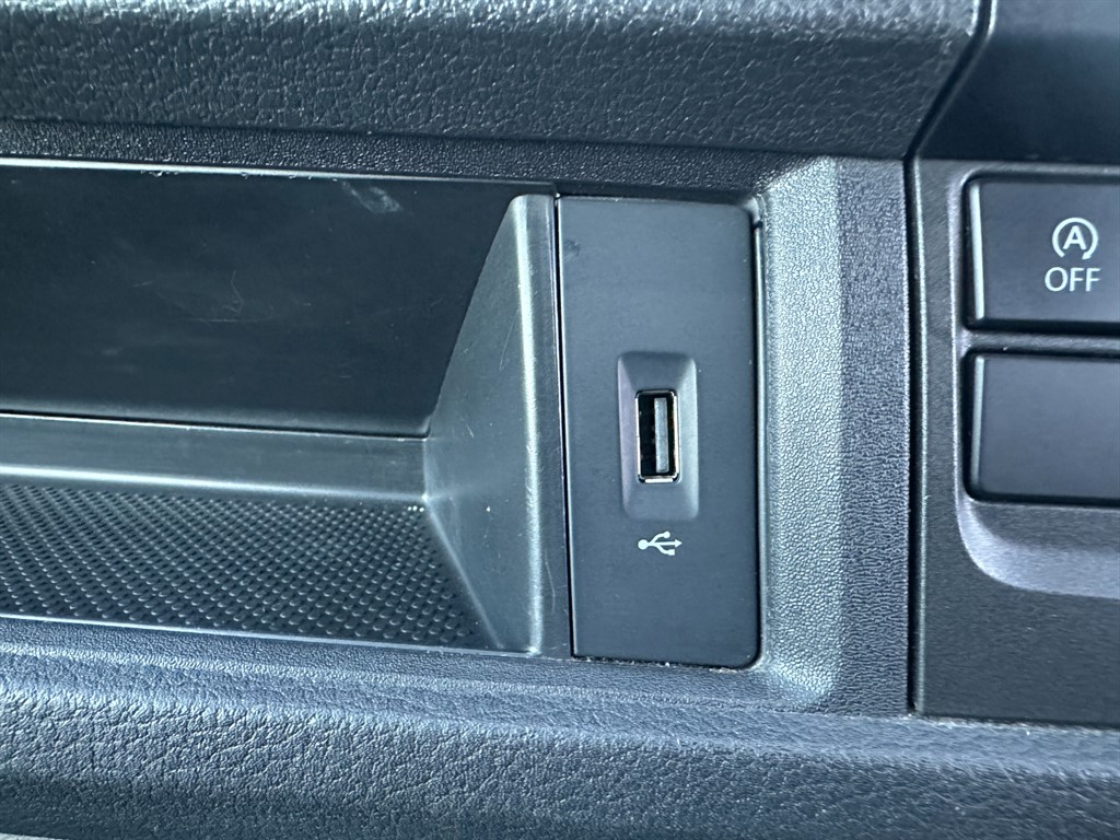 Used Volkswagen Transporter 2016 for sale - 76640624: Photo 27