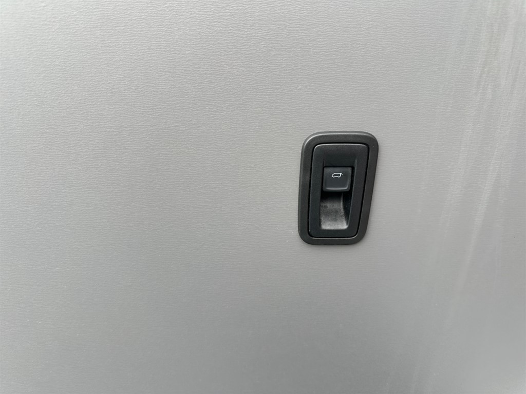 Used Volkswagen Transporter 2020 for sale - 76580368: Photo 38