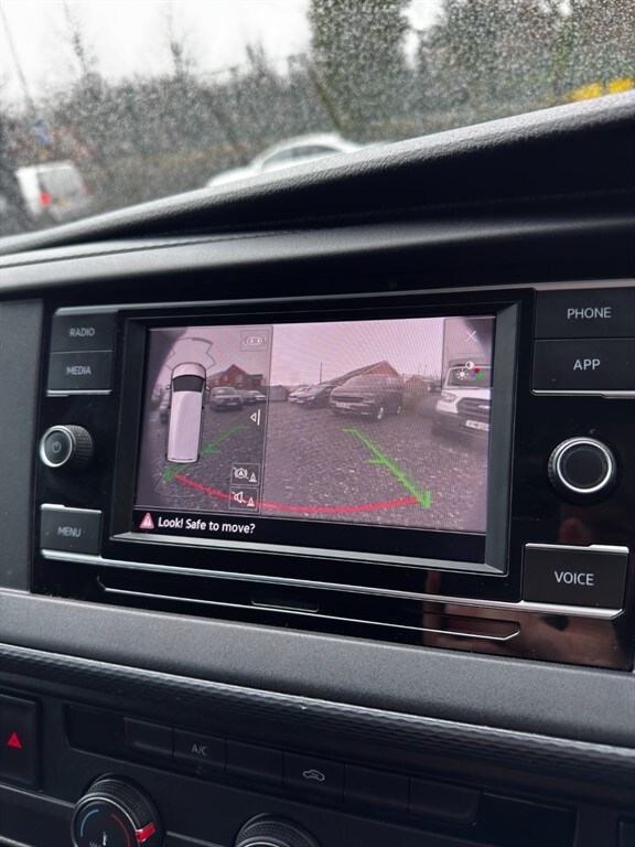 Used Volkswagen Transporter 2024 for sale - 78067283: Photo 12