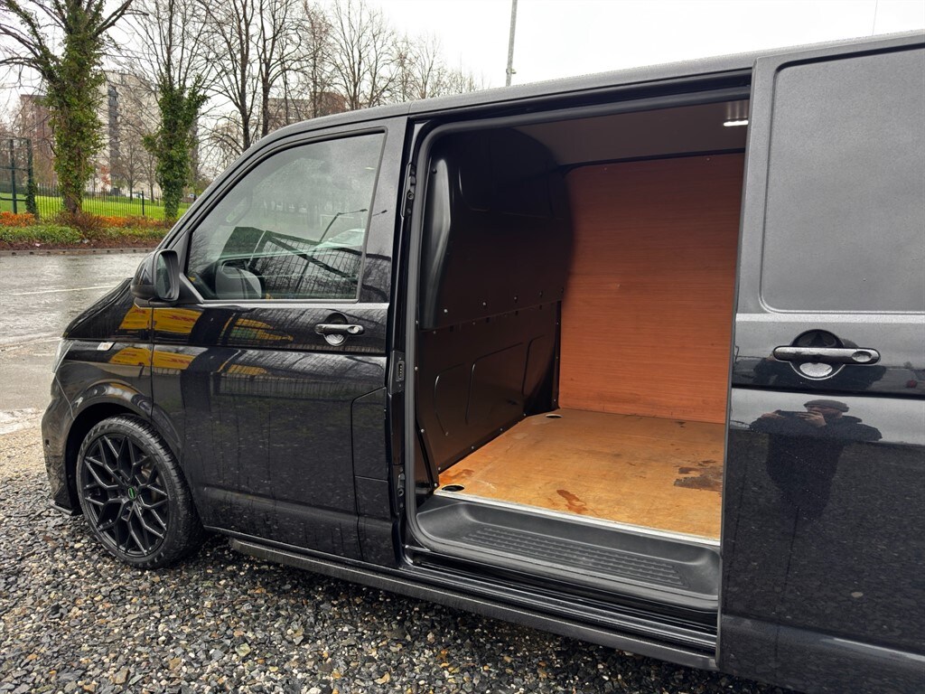 Used Volkswagen Transporter 2024 for sale - 78067283: Photo 23