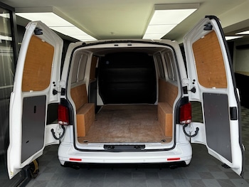 Used Volkswagen Transporter 2021 for sale - 78748313: Photo