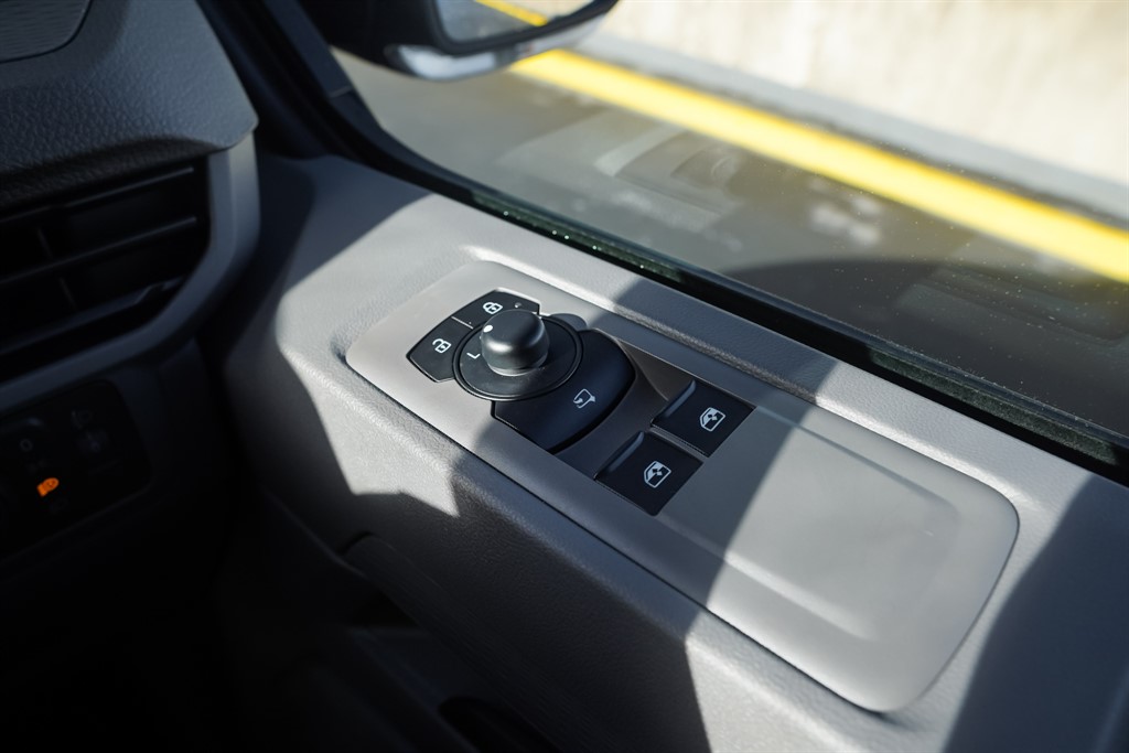 Used Volkswagen Transporter 2025 for sale - 76580351: Photo 30