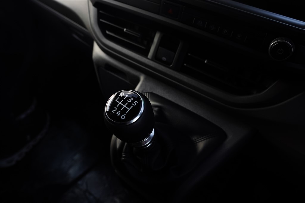 Used Volkswagen Transporter 2025 for sale - 76580351: Photo 33