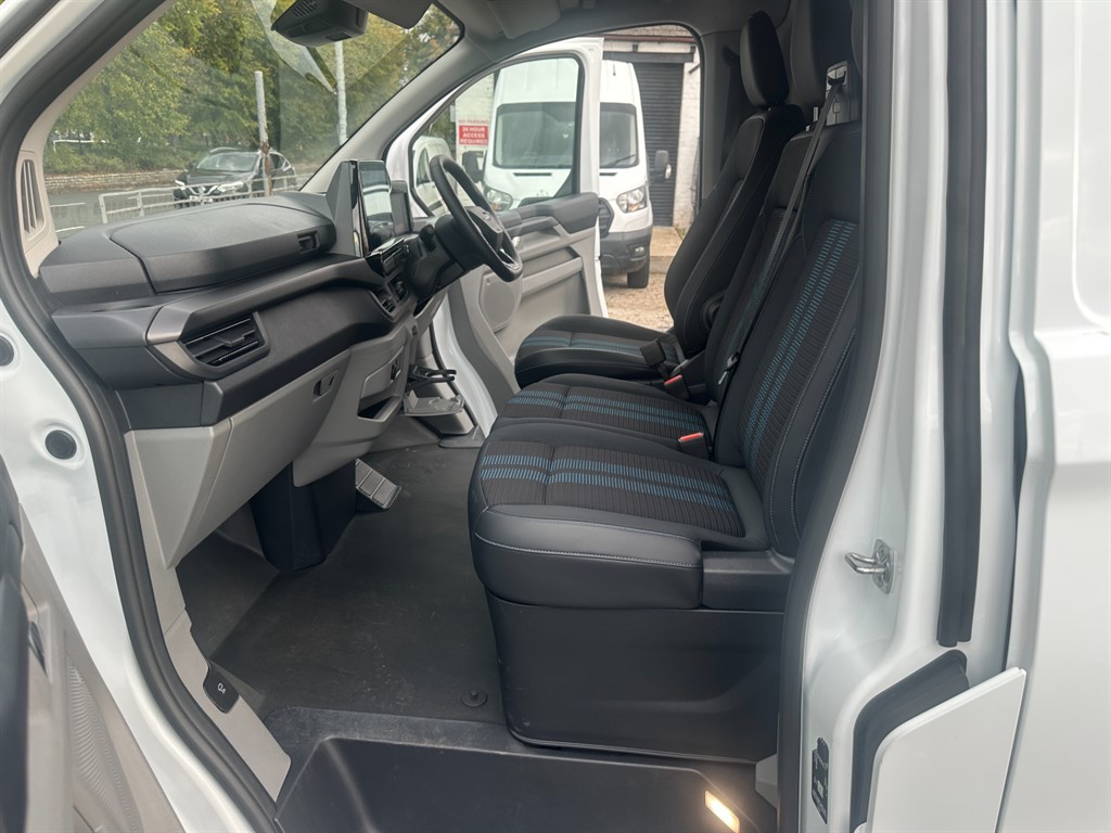 Used Ford Transit Custom 2024 for sale - 76580387: Photo 35