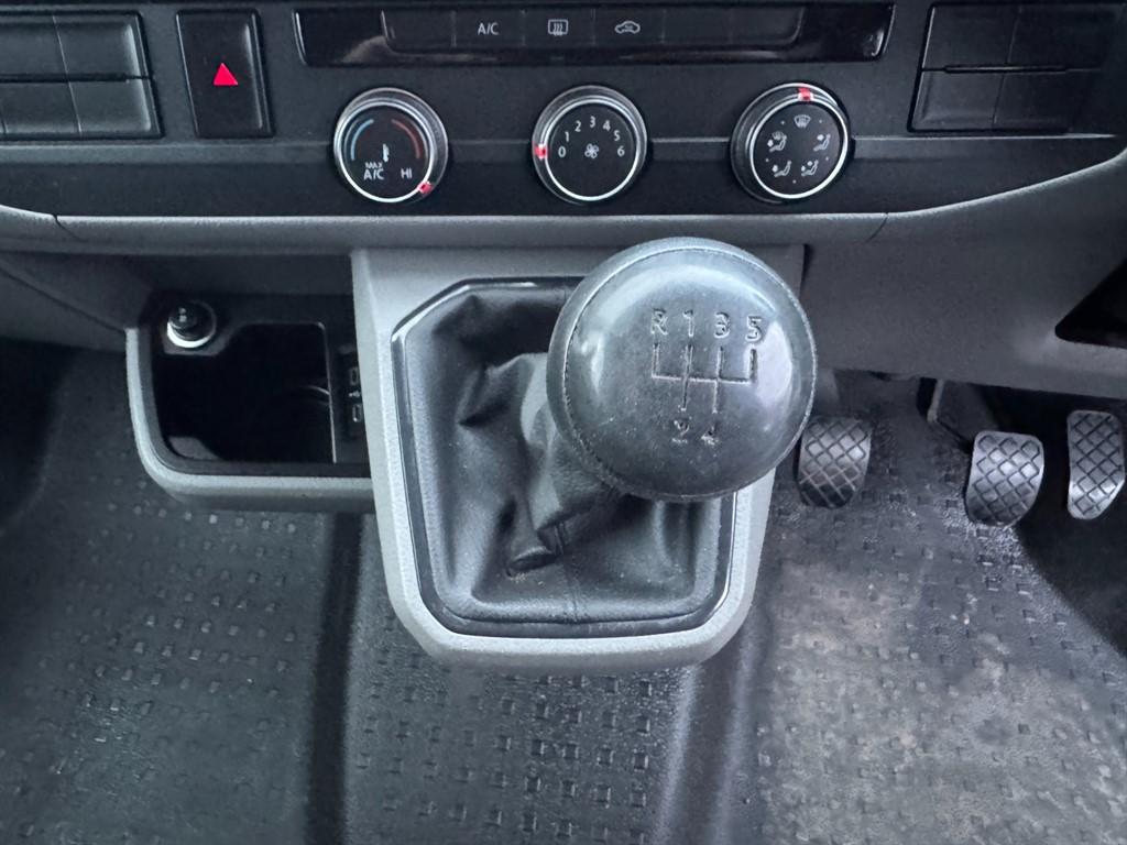 Used Volkswagen Transporter 2022 for sale - 77036452: Photo 27