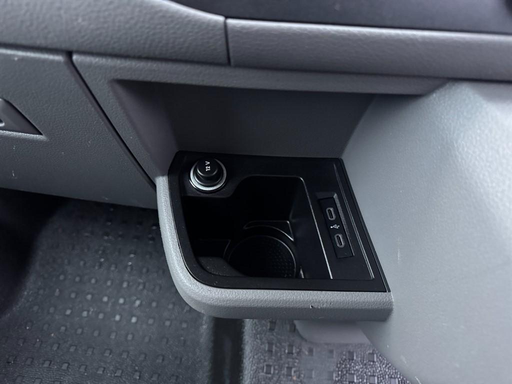 Used Volkswagen Transporter 2022 for sale - 77036452: Photo 28