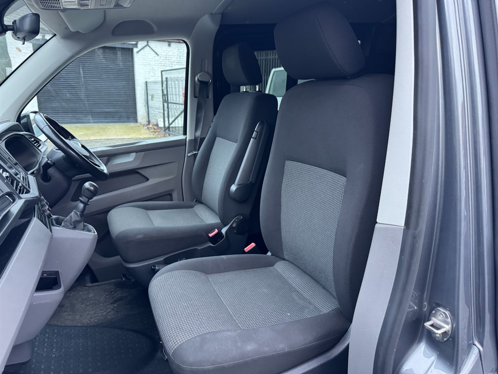 Used Volkswagen Transporter 2022 for sale - 77036452: Photo 32