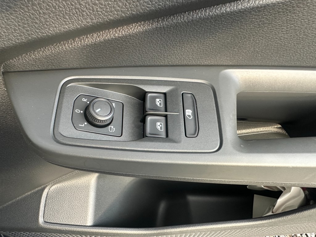 Used Volkswagen Caddy Maxi 2025 for sale - 76580352: Photo 31