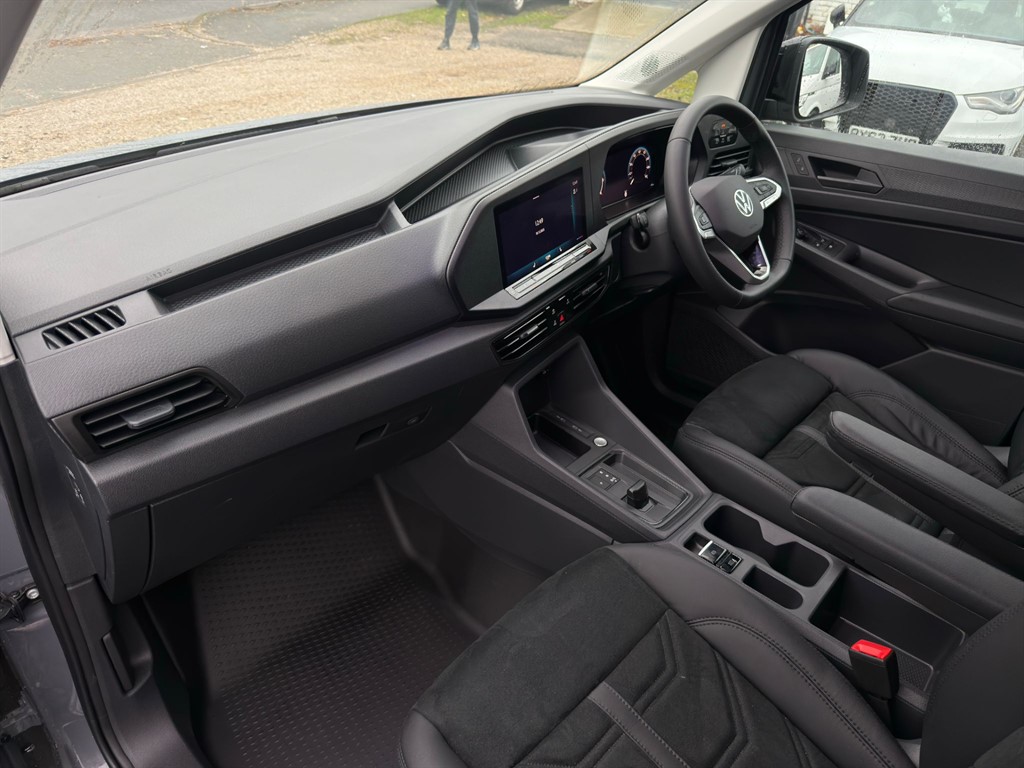 Used Volkswagen Caddy Maxi 2025 for sale - 76984374: Photo 38