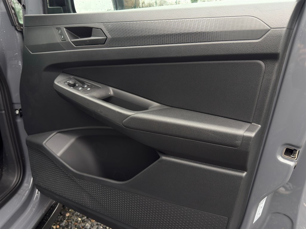 Used Volkswagen Caddy Maxi 2025 for sale - 76984374: Photo 40