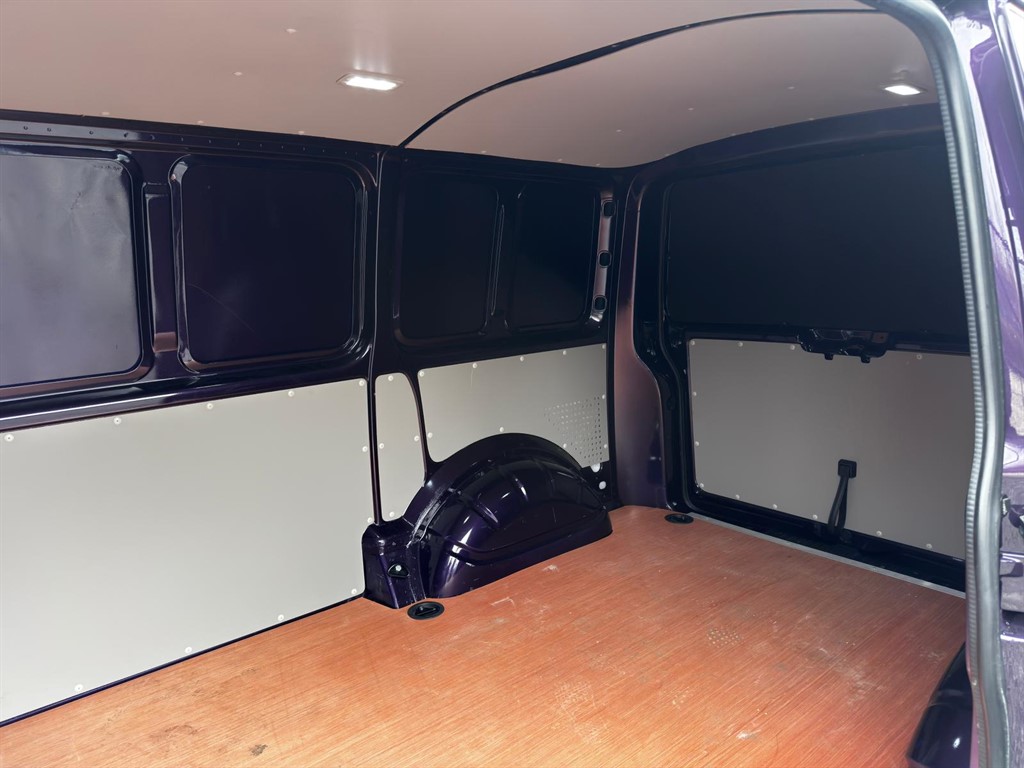 Used Volkswagen Transporter 2019 for sale - 77786561: Photo 25