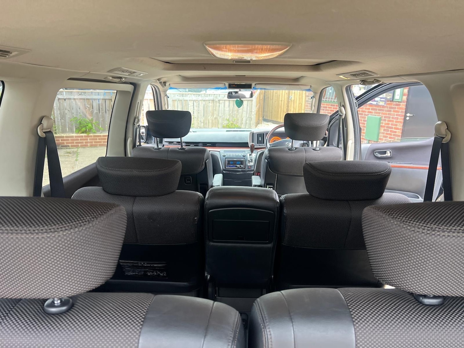 Used Nissan Elgrand 2022 for sale - 76618392: Photo 17