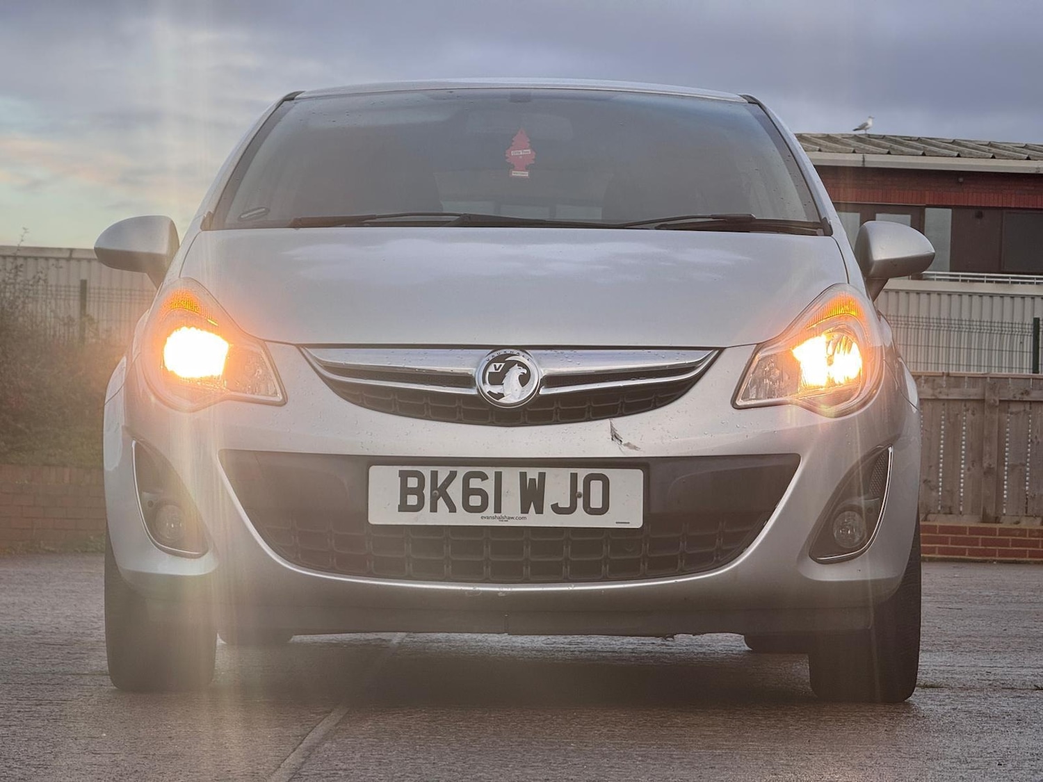 Used Vauxhall Corsa 2011 for sale - 76684429: Photo 3