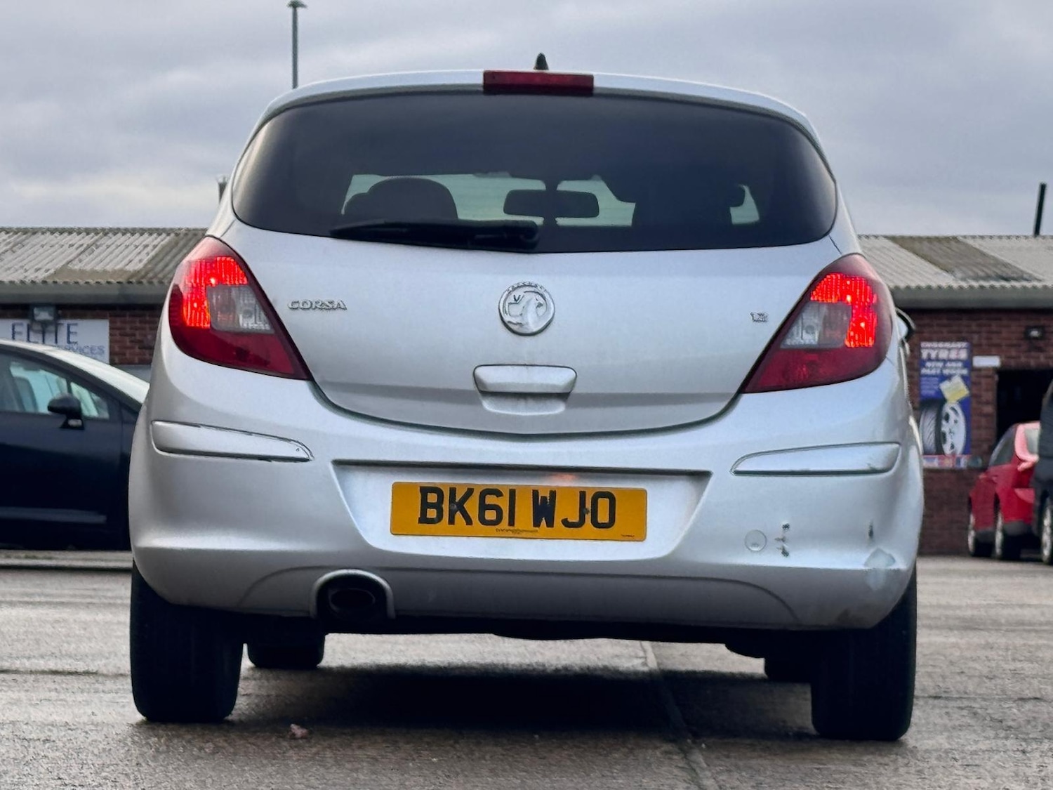 Used Vauxhall Corsa 2011 for sale - 76684429: Photo 4
