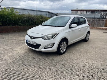 Used Hyundai i20 2012 for sale - 79463777: Photo
