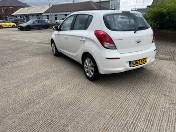 Used Hyundai i20 2012 for sale - 79463777: Photo
