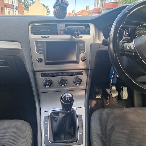 Used Volkswagen Golf 2016 for sale - 76198728: Photo 8
