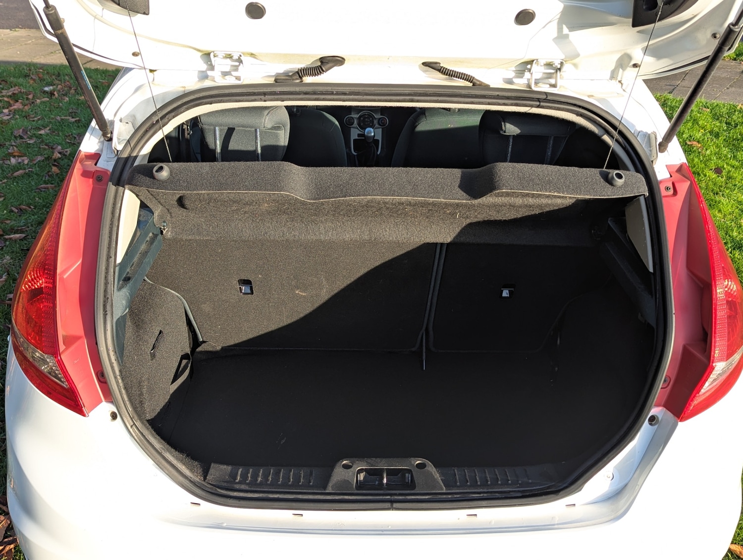 Used Ford Fiesta 2012 for sale - 76684470: Photo 11