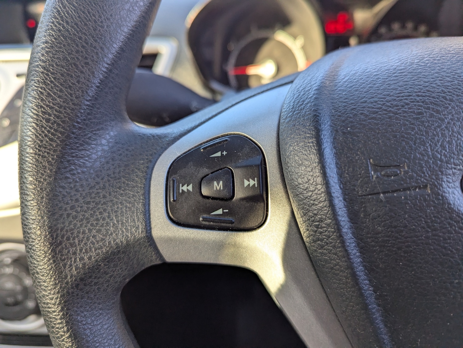 Used Ford Fiesta 2012 for sale - 76684470: Photo 18