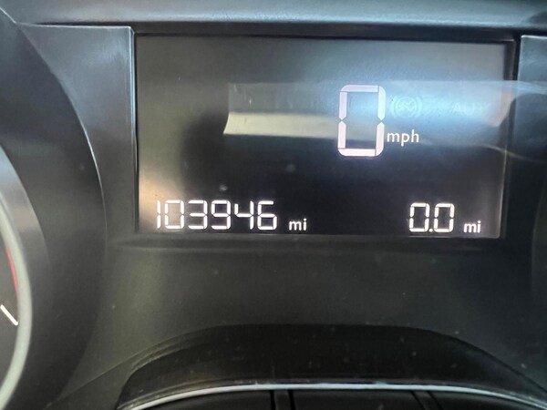 Used Peugeot 208 2016 for sale - 74956493: Photo 10
