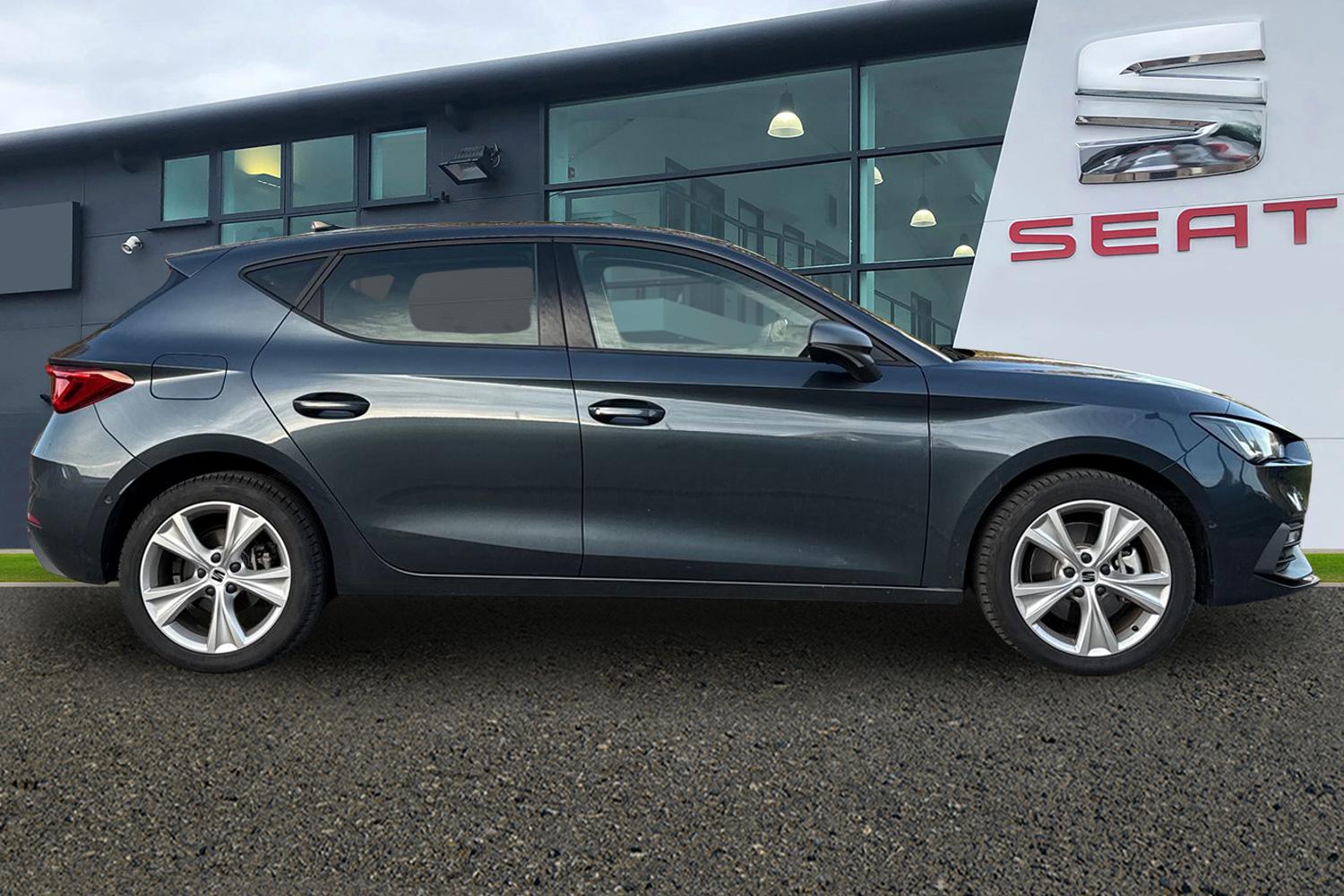 Used SEAT Leon 2025 for sale - 76679378: Photo 4