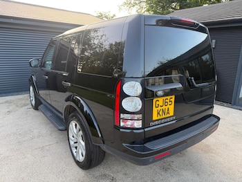 Used Land Rover Discovery 2015 for sale - 79617110: Photo